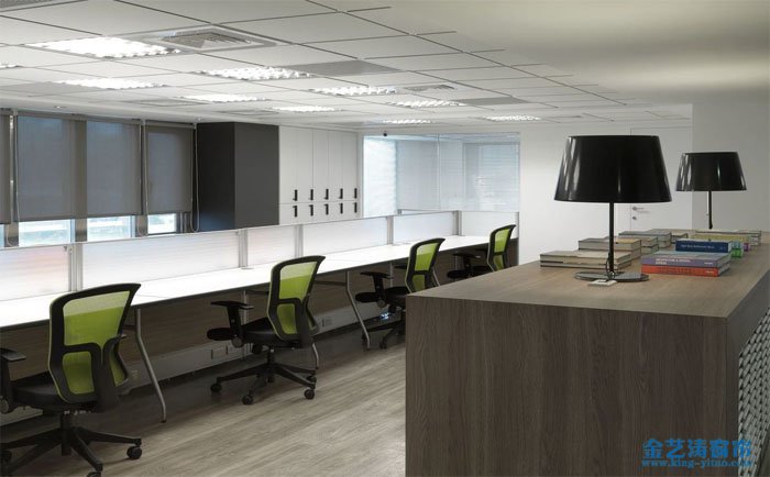 辦公室窗簾的種類有哪些?辦公室窗簾的用途及優缺點介紹 金藝濤窗簾