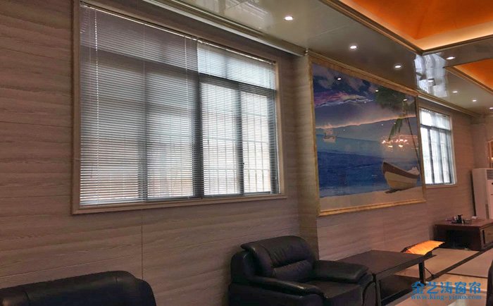 如何選擇合適的電動窗簾,電動窗簾好處優點 百葉簾