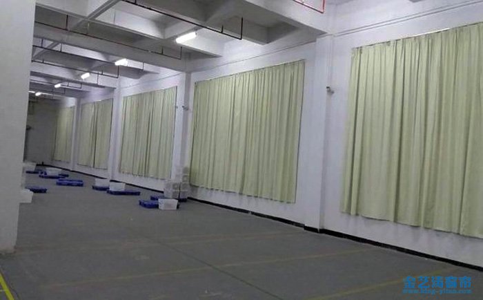 電動(dòng)窗簾有裝的必要嗎 聽(tīng)行內(nèi)人分析 布藝簾